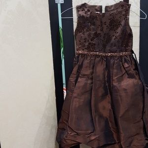 Little girl dress with nice ruffle.